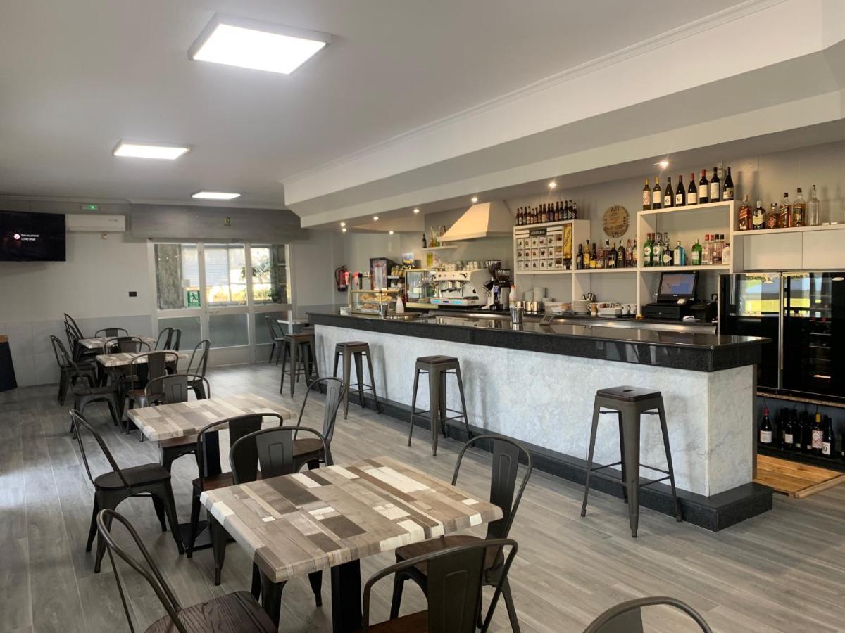 Hostal Sequeiros San Ciprian de Vinas Luaran gambar