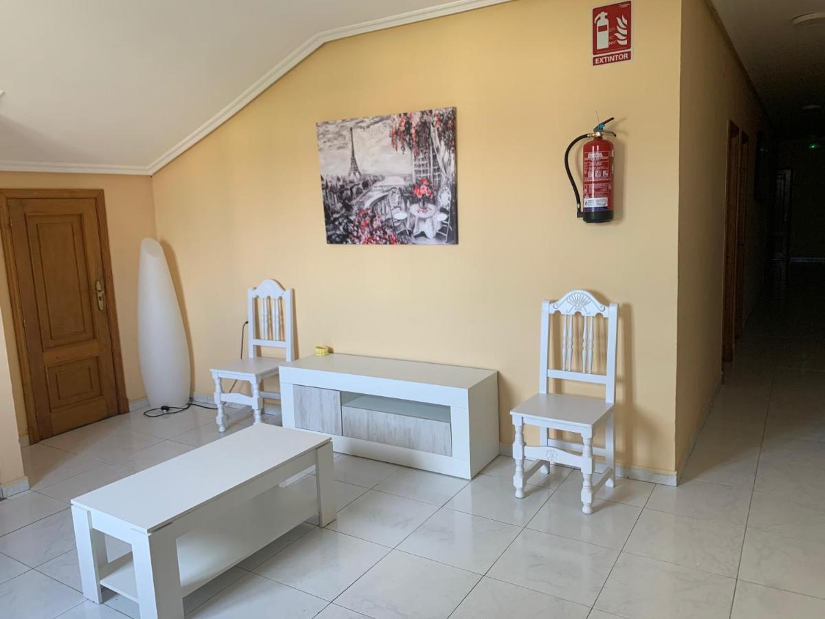Hostal Sequeiros San Ciprian de Vinas Luaran gambar