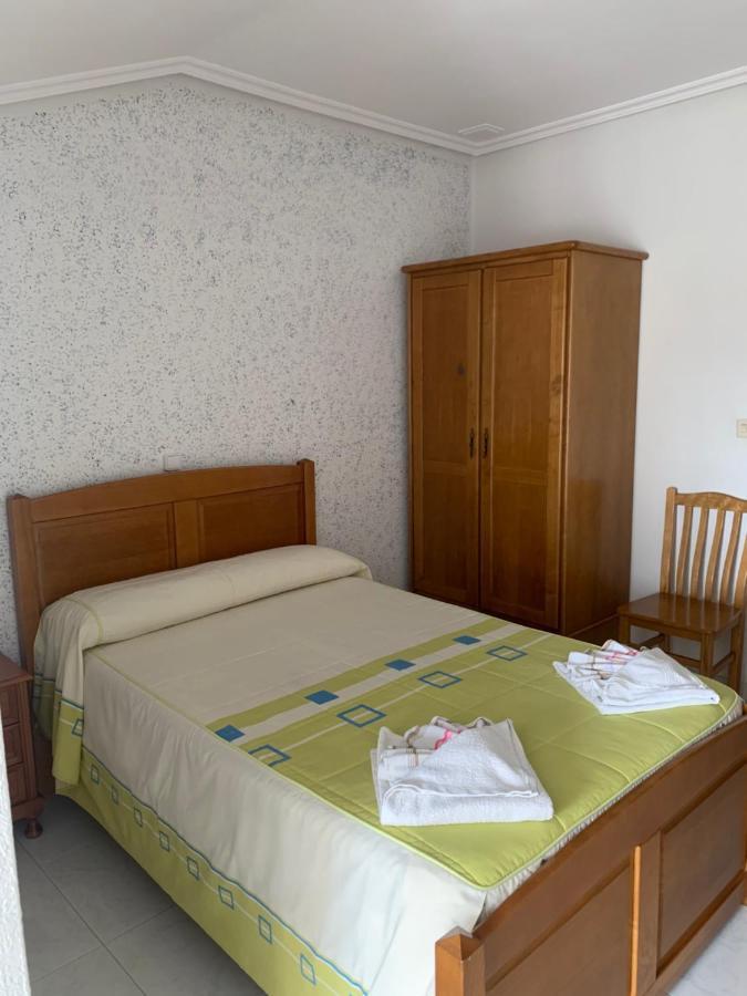 Hostal Sequeiros San Ciprian de Vinas Luaran gambar