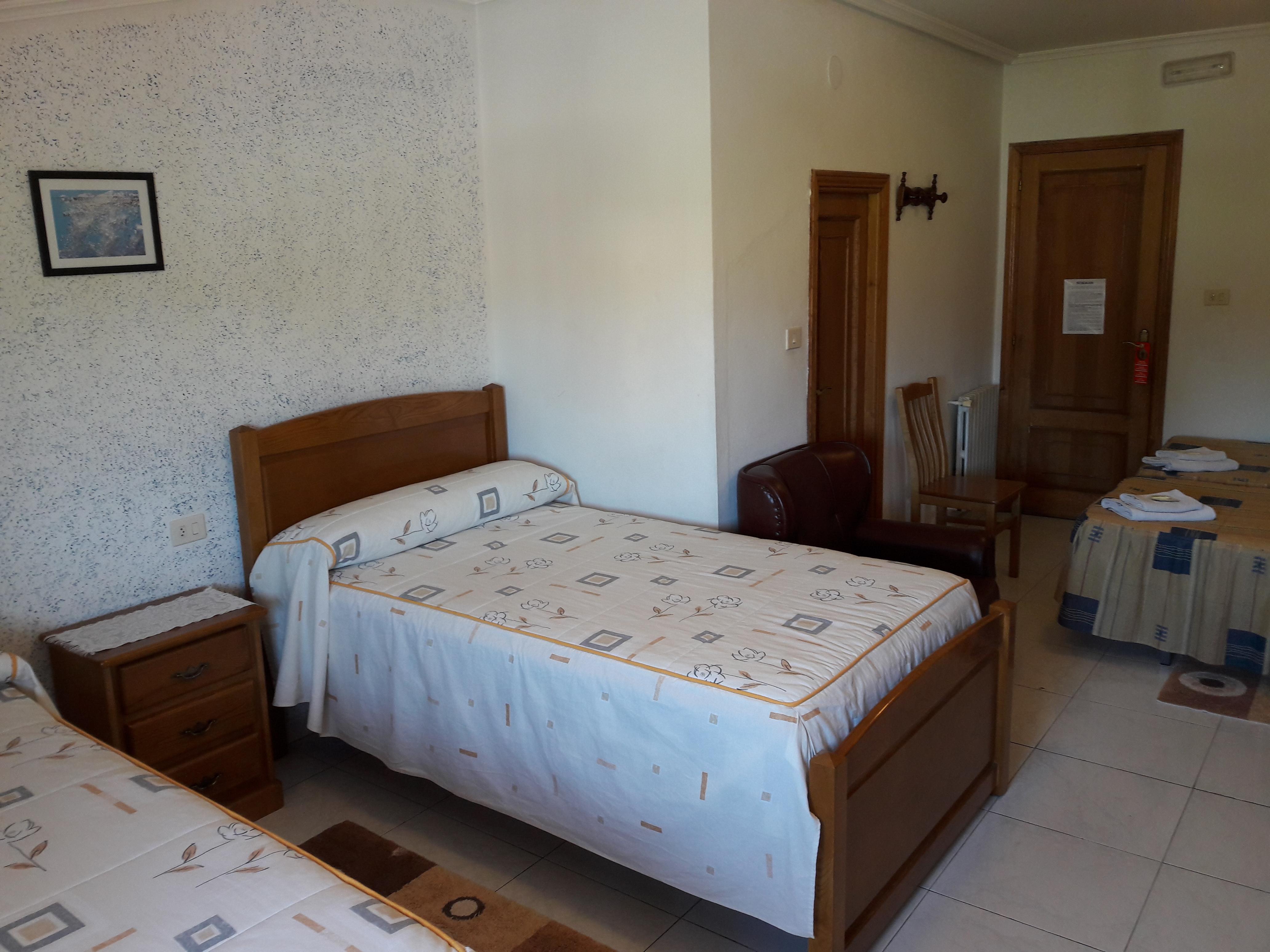 Hostal Sequeiros San Ciprian de Vinas Luaran gambar