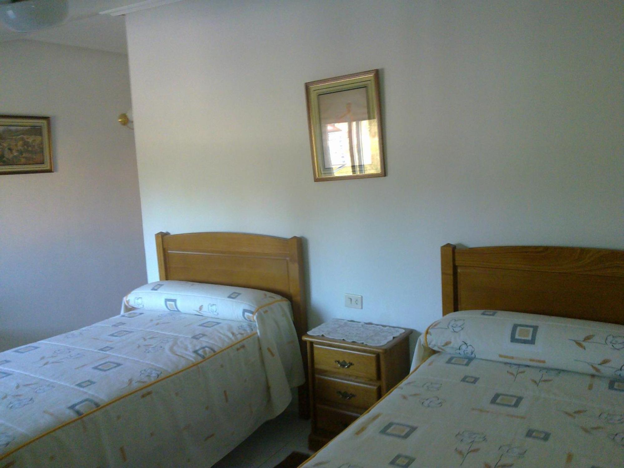 Hostal Sequeiros San Ciprian de Vinas Luaran gambar